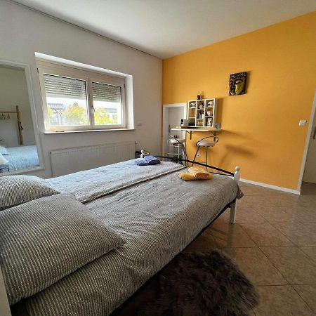 Bed And Breakfast Swallow Trzin Buitenkant foto