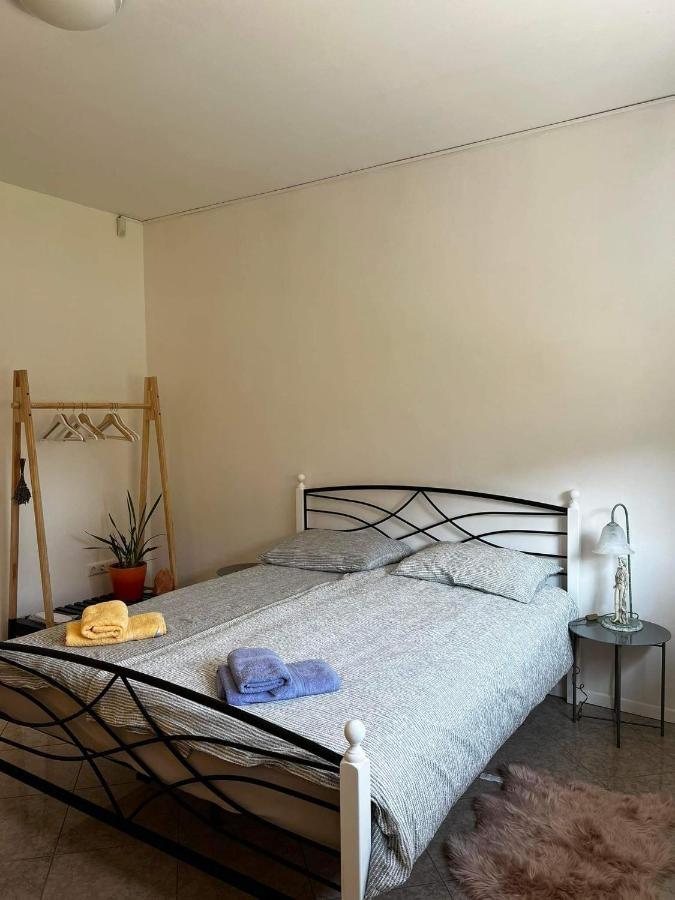 Bed And Breakfast Swallow Trzin Buitenkant foto