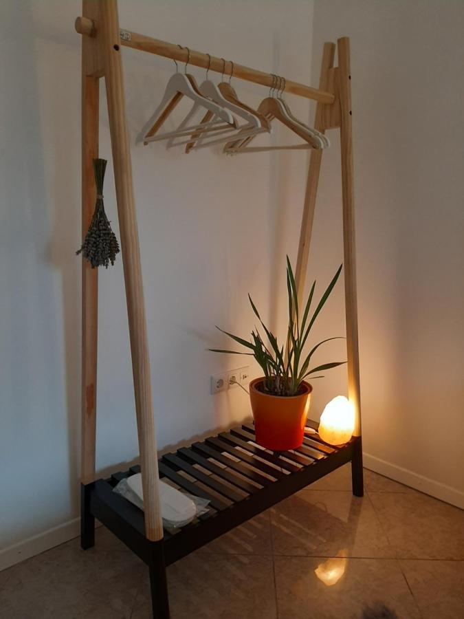 Bed And Breakfast Swallow Trzin Buitenkant foto
